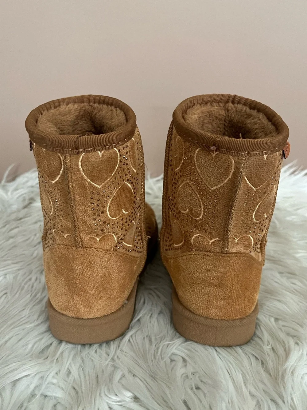 {Tahari} Faux Fur Boots with Embroidered Hearts & Rhinestones - Youth 12
